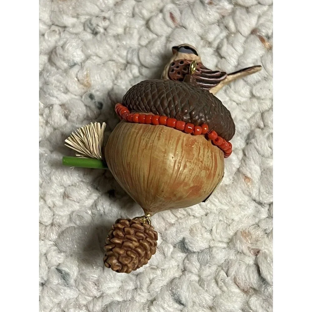 Carlton Cards The Tiniest Nest ACORN BIRDHOUSE Christmas‎ Ornament YEAR 2000 Vtg